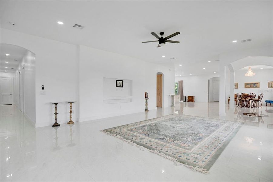 Spacious, unfurnished interior of a new home in , Orlando (Image 30). Spacious, unfurnished interior of a new home in , Orlando (Image 30).