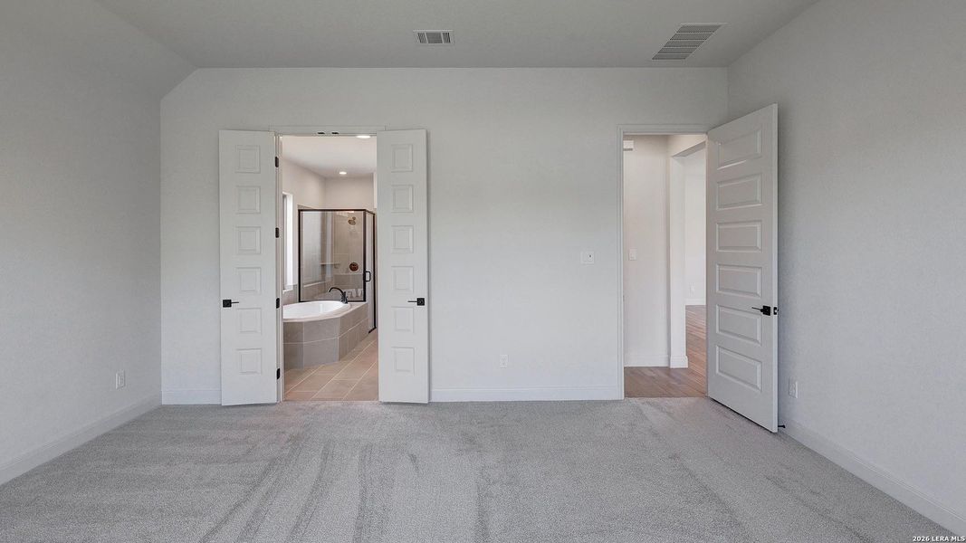 Spacious, unfurnished interior of a new home in Kallison Ranch, San Antonio (Image 23).