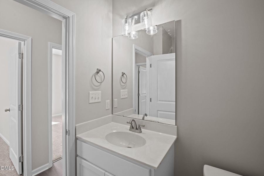 13-web-or-mls-BLS_0054 13-web-or-mls-BLS_0054