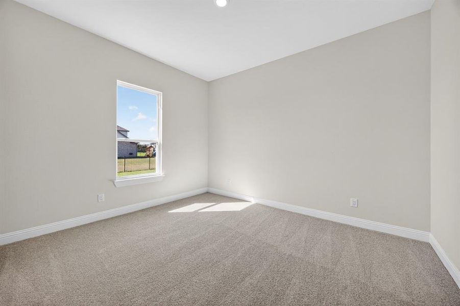 Spacious, unfurnished interior of a new home in Highland Crossing, Celina (Image 18).