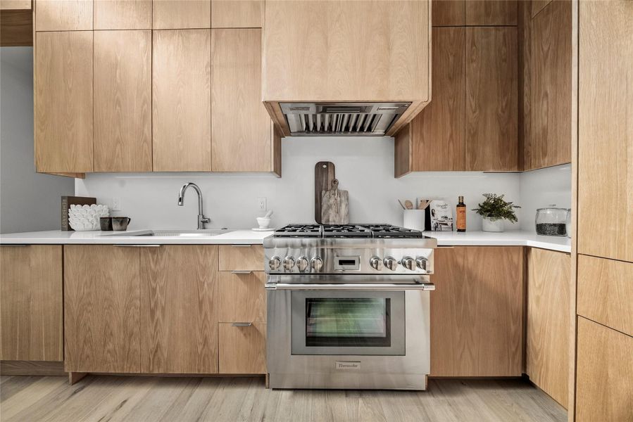 Image 27 of a home in .