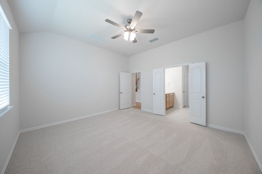 Spacious, unfurnished interior of a new home in Verandah, Royse City (Image 23). Spacious, unfurnished interior of a new home in Verandah, Royse City (Image 23).