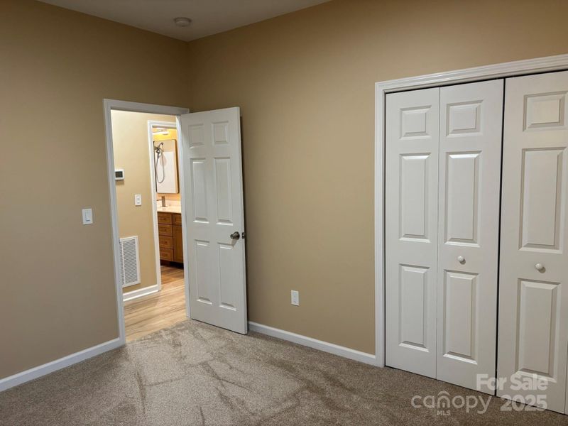 Guest bedroom #2. Guest bedroom #2.