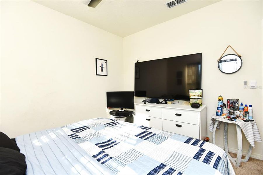 Furnished interior view inside a new home in Greenbrier, Tavares (Image 6).