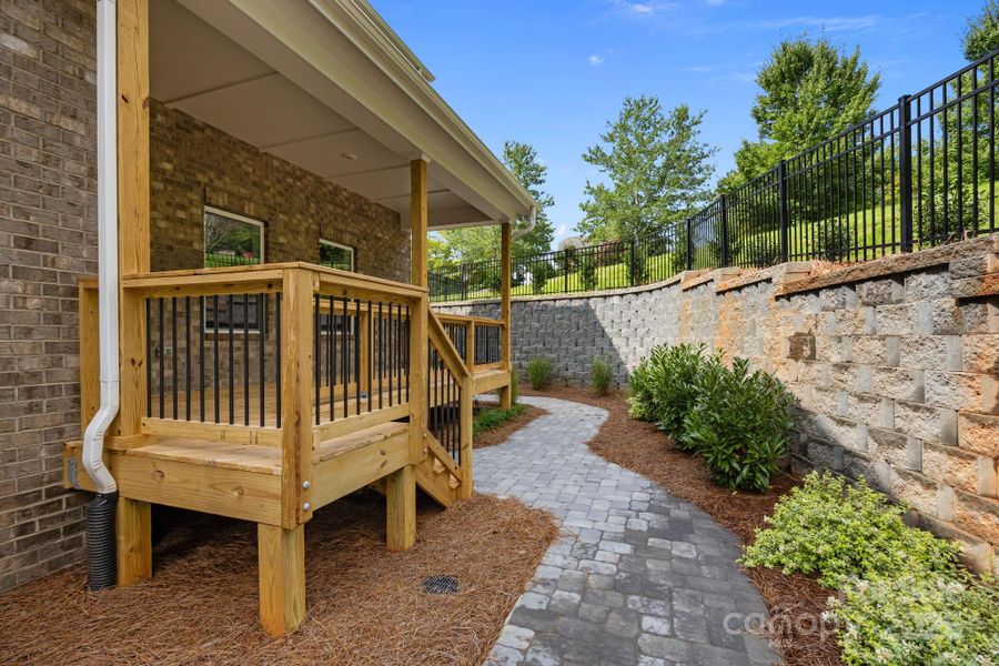 Furnished interior view inside a new home in Stonebridge, Mint Hill (Image 9). Furnished interior view inside a new home in Stonebridge, Mint Hill (Image 9).