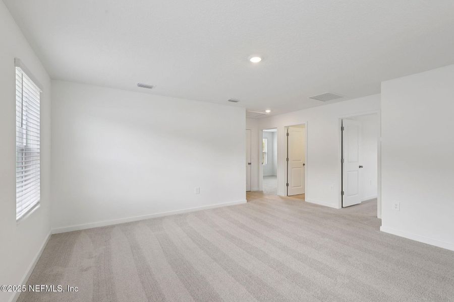 Spacious, unfurnished interior of a new home in Cypress Meadows - Classic Series, Jacksonville (Image 22).