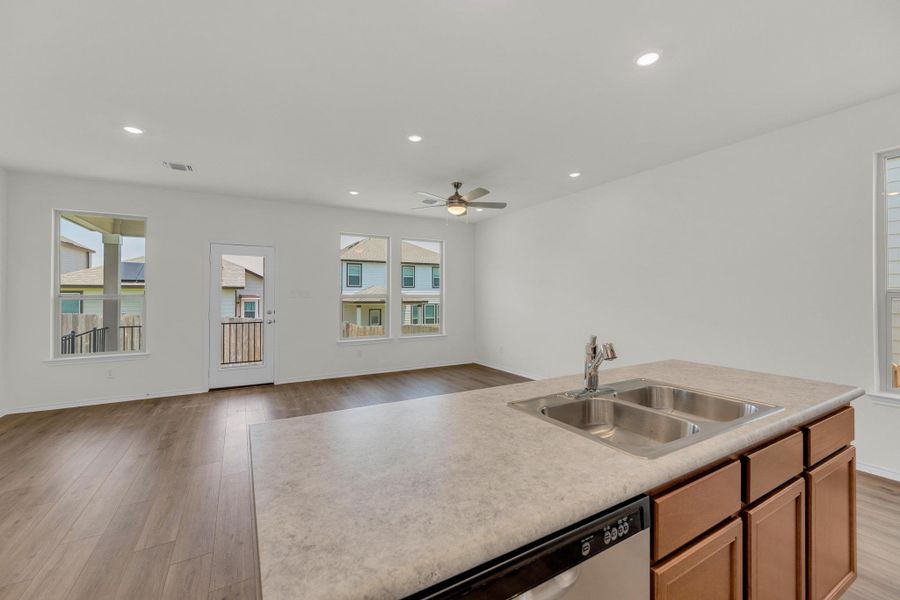 Image 35 of a home in Sonterra - Cool Water.