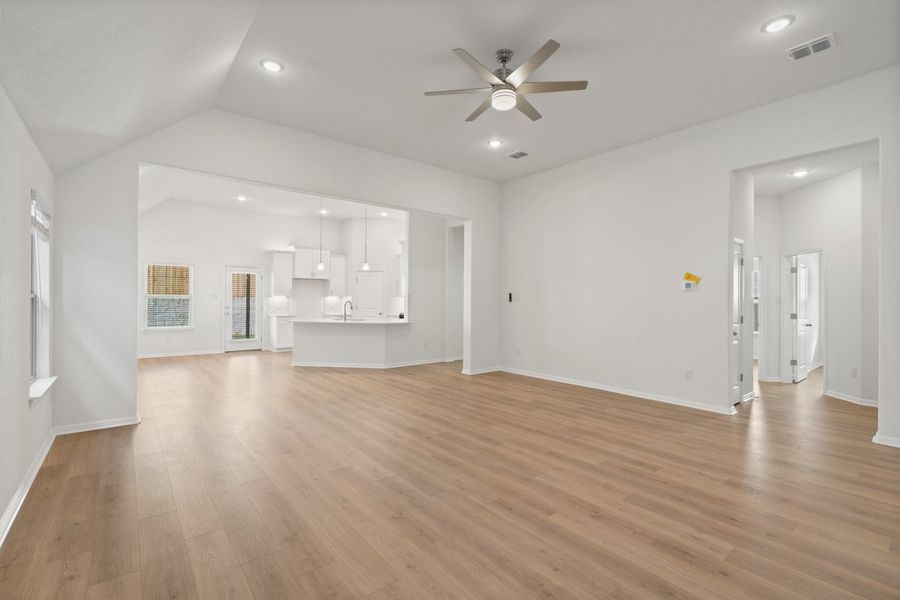 Spacious, unfurnished interior of a new home in The Hills of Bear Creek, Manchaca (Image 21).