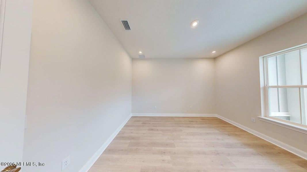 Spacious, unfurnished interior of a new home in RiverTown, St. Johns (Image 22).
