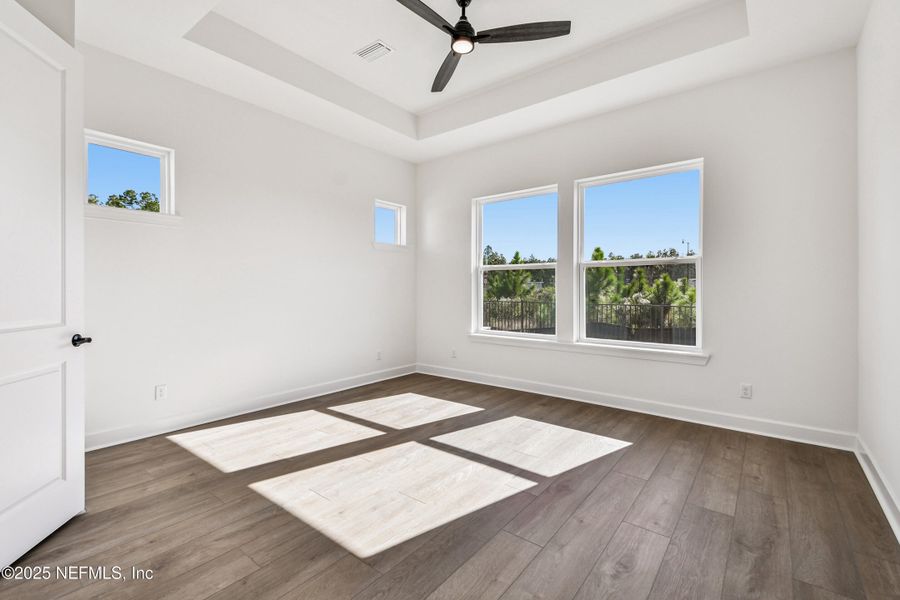 Spacious, unfurnished interior of a new home in Evergreen Island at Silverleaf - Executive, St. Augustine (Image 22). Spacious, unfurnished interior of a new home in Evergreen Island at Silverleaf - Executive, St. Augustine (Image 22).