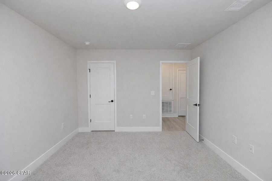 Spacious, unfurnished interior of a new home in Fox Glenn, Panama City (Image 17).