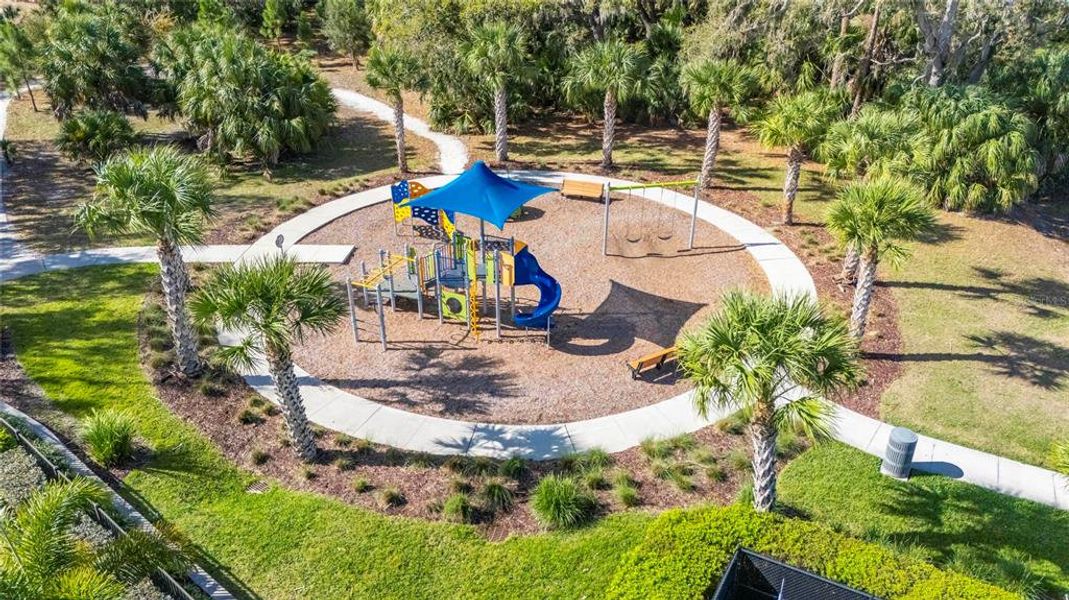 Community amenities in Summerwoods, Parrish (Image 62).