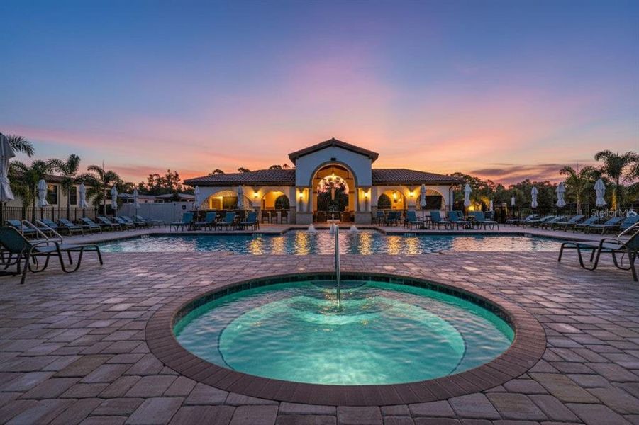 Community amenities in , North Port (Image 34).