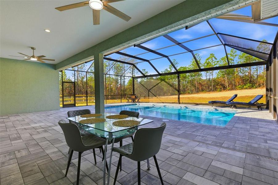 Exterior details and patio area of a home in , Beverly Hills (Image 32).