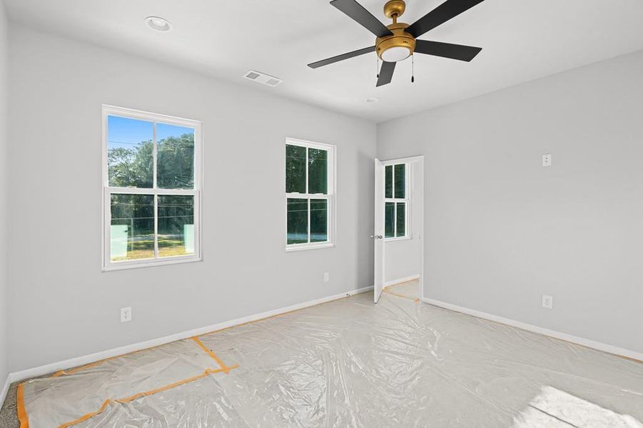 Spacious, unfurnished interior of a new home in Harmony, Auburn (Image 8).