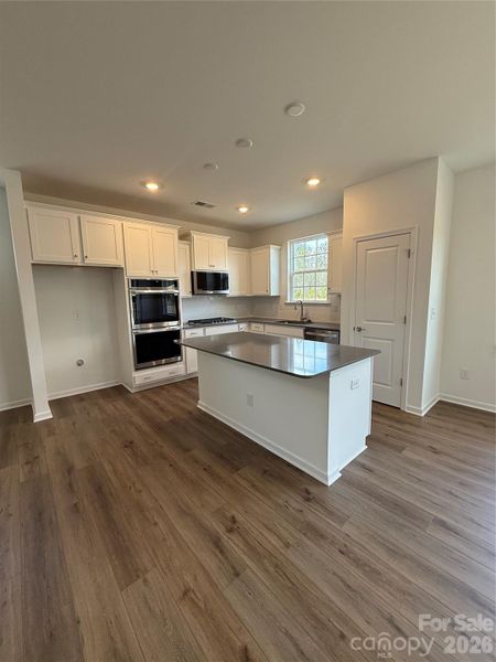 Furnished interior view inside a new home in Roselyn, Lancaster (Image 5).