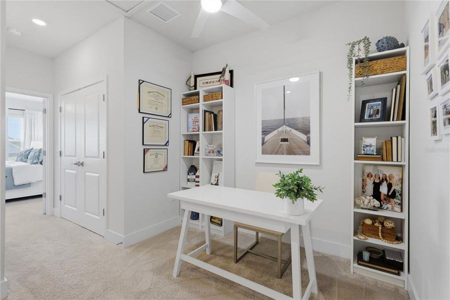 Furnished interior view inside a new home in , Sarasota (Image 19).