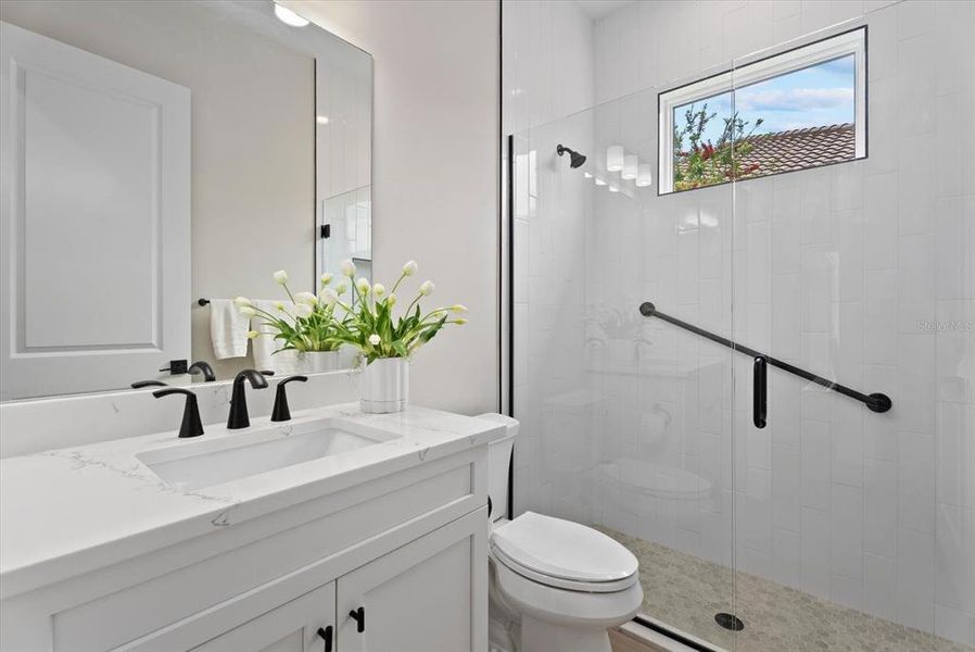 Furnished interior view inside a new home in Gran Place, Venice (Image 30).