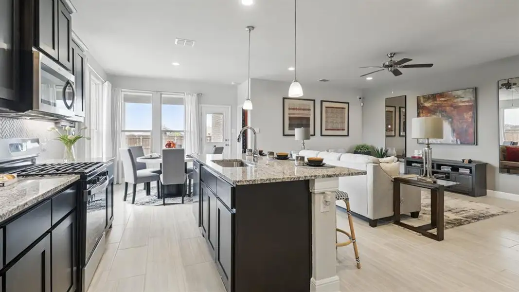 Furnished interior view inside a new home in Legado, Cleburne (Image 13).