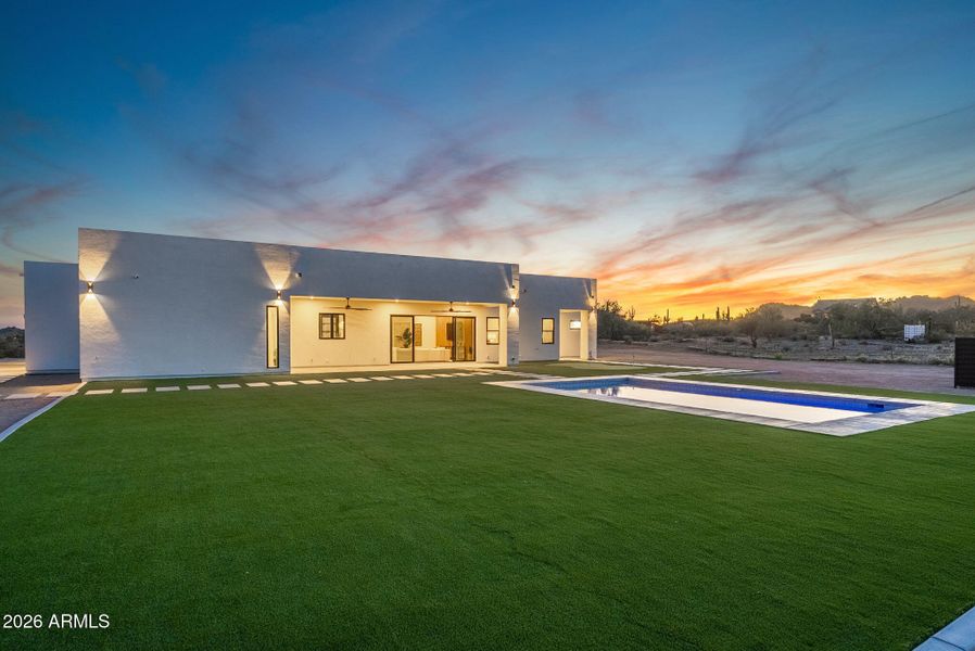 94-web-or-mls-DSC01092-HDR-Edit 94-web-or-mls-DSC01092-HDR-Edit