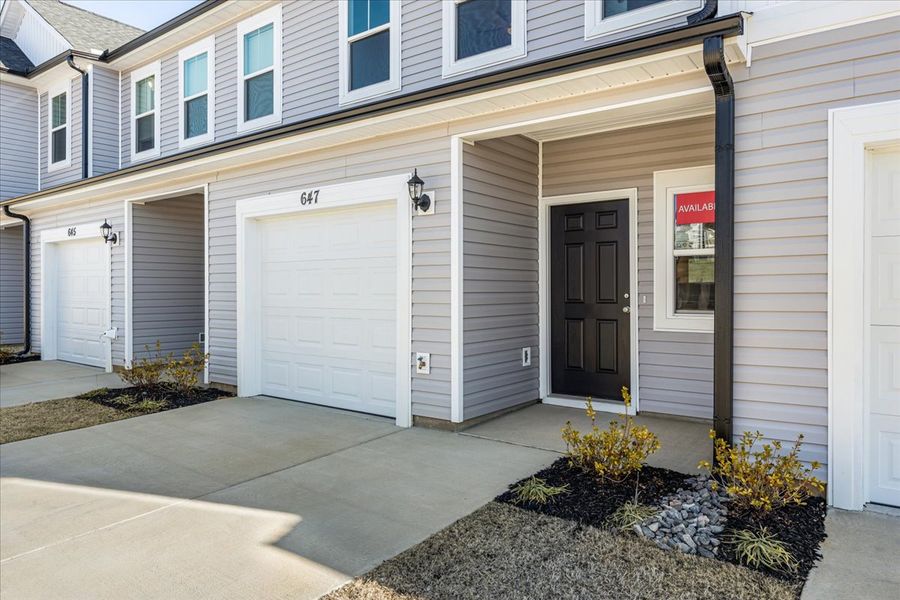 Exterior details and patio area of a home in Windsor, North Augusta (Image 3).