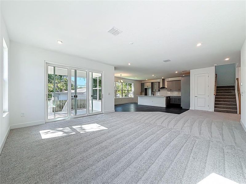 Spacious, unfurnished interior of a new home in , Tampa (Image 62).