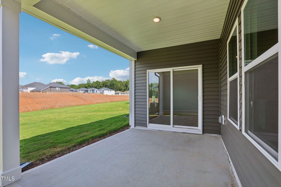 26-web-or-mls-Raleigh - Oak Manor - 805