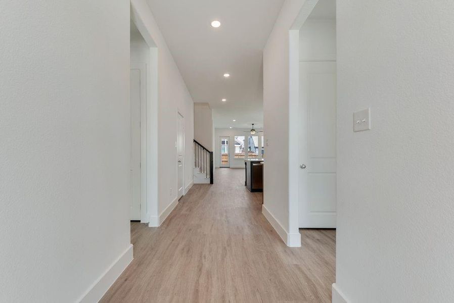 Spacious, unfurnished interior of a new home in Edgewater, Fate (Image 32). Spacious, unfurnished interior of a new home in Edgewater, Fate (Image 32).