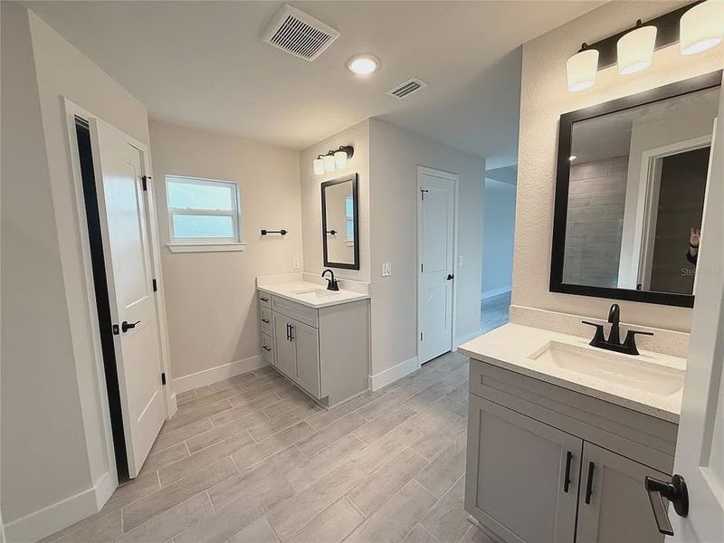Furnished interior view inside a new home in Rotonda, Rotonda West (Image 9).