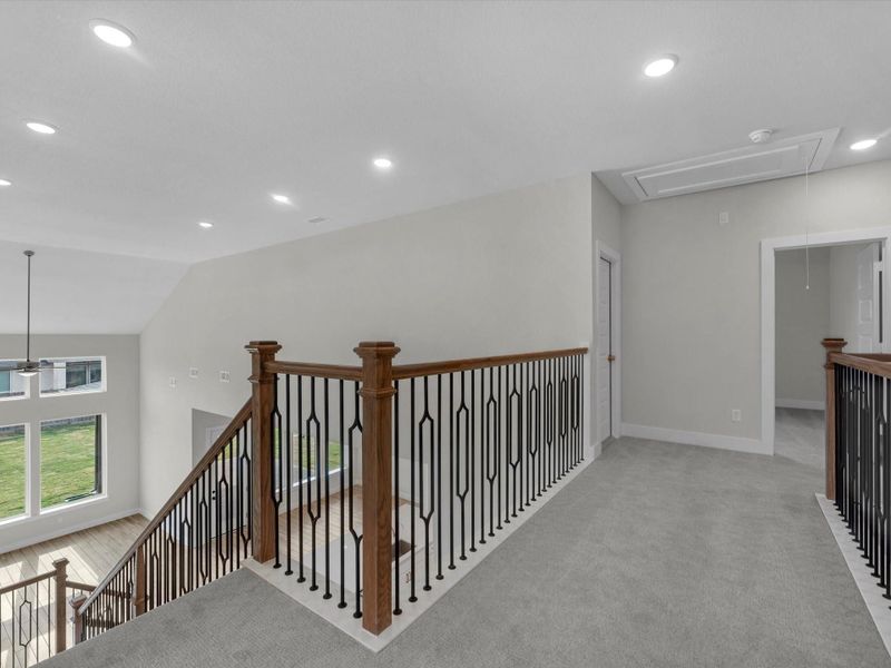 Spacious, unfurnished interior of a new home in Cross Creek Ranch 65′, Fulshear (Image 14).