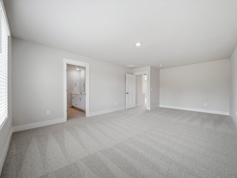 Spacious, unfurnished interior of a new home in Ashby Woods, Boiling Springs (Image 17). Spacious, unfurnished interior of a new home in Ashby Woods, Boiling Springs (Image 17).