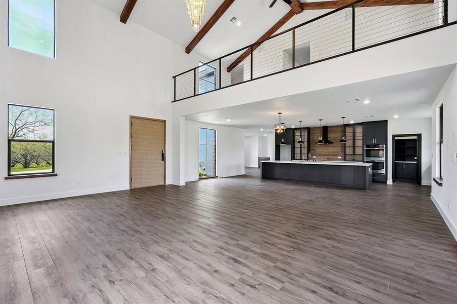 Spacious, unfurnished interior of a new home in , Cedar Hill (Image 14).