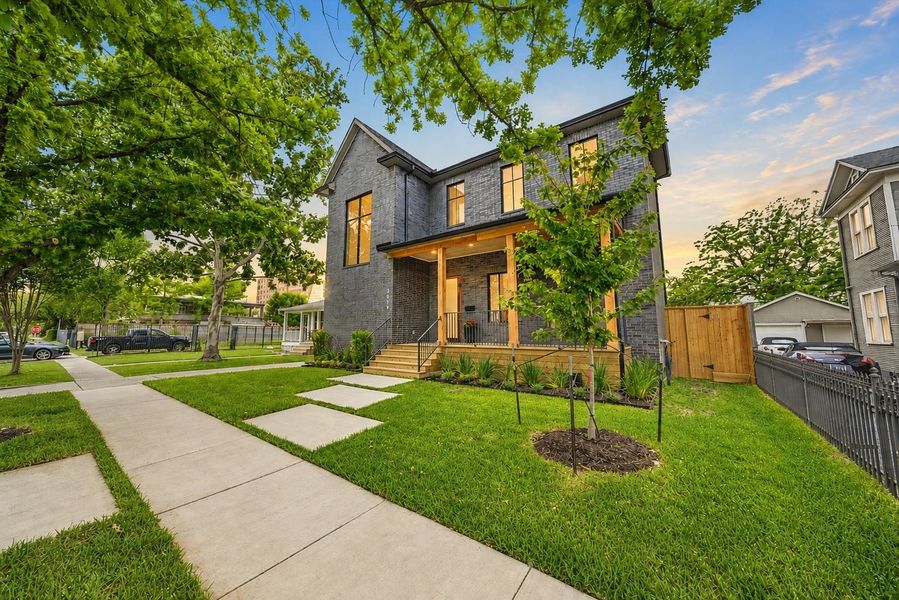 Luxury new construction, welcome to 2015 Harvard Street.