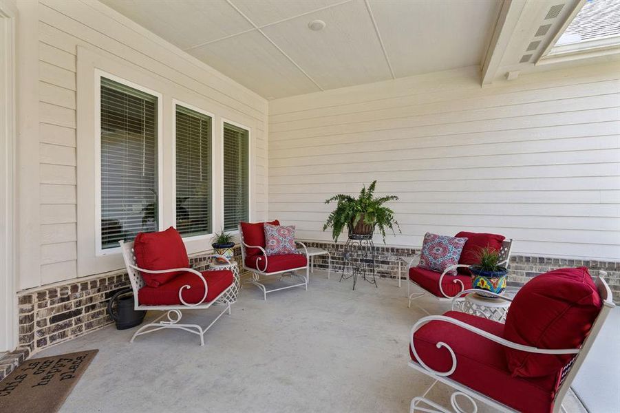 Furnished interior view inside a new home in , Weatherford (Image 23).