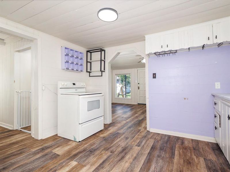 Furnished interior view inside a new home in , Brownwood (Image 4).