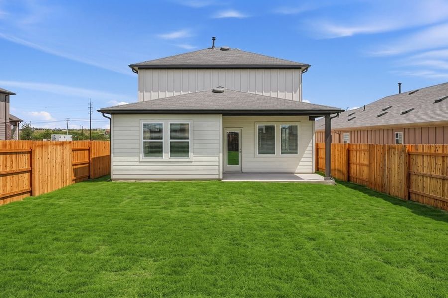 Exterior details and patio area of a home in Sunfield, Buda (Image 3).