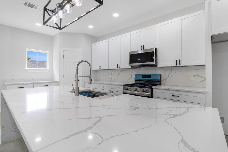 Furnished interior view inside a new home in , Onalaska (Image 12).
