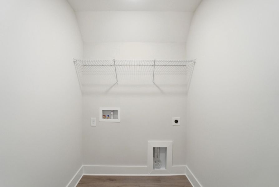 Spacious, unfurnished interior of a new home in Blythe Mill Townhomes, Waxhaw (Image 30). Spacious, unfurnished interior of a new home in Blythe Mill Townhomes, Waxhaw (Image 30).