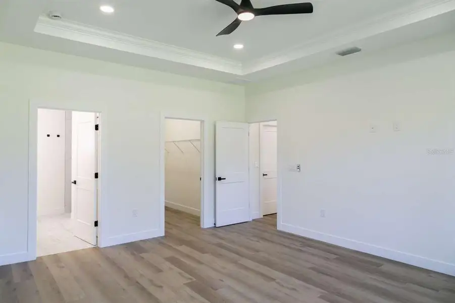 Spacious, unfurnished interior of a new home in , North Port (Image 38).