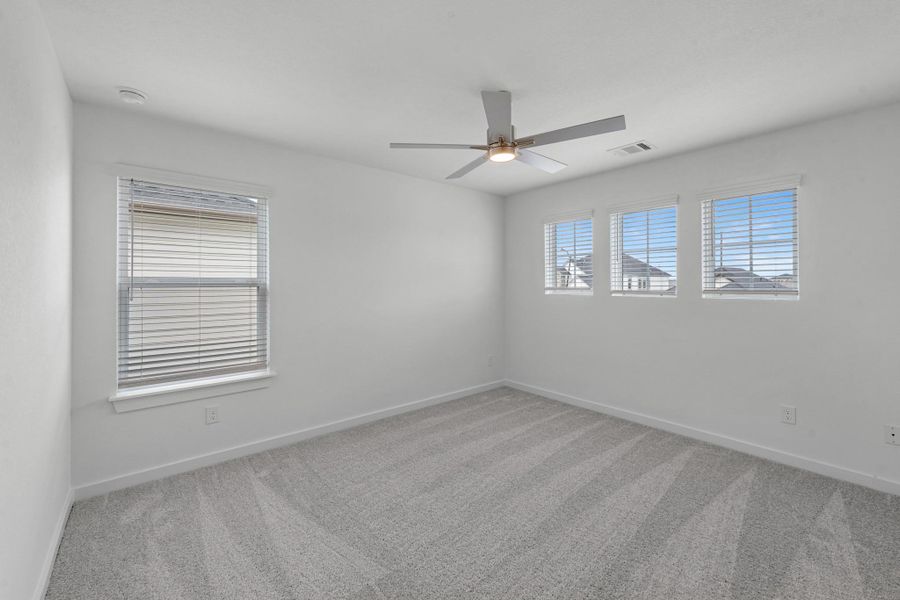Spacious, unfurnished interior of a new home in Grand Mason Crossing, Katy (Image 19). Spacious, unfurnished interior of a new home in Grand Mason Crossing, Katy (Image 19).