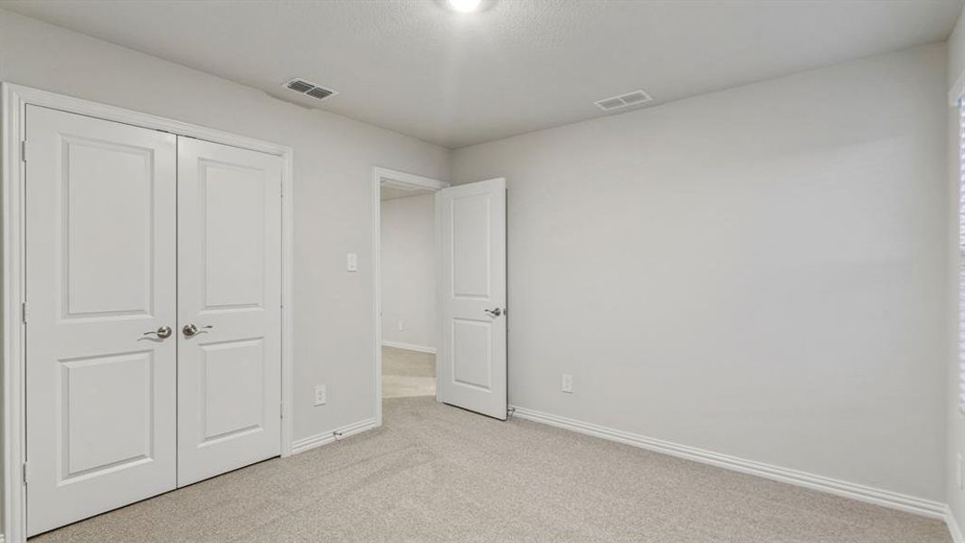 Spacious, unfurnished interior of a new home in Eastridge - Spring Series, McKinney (Image 27).