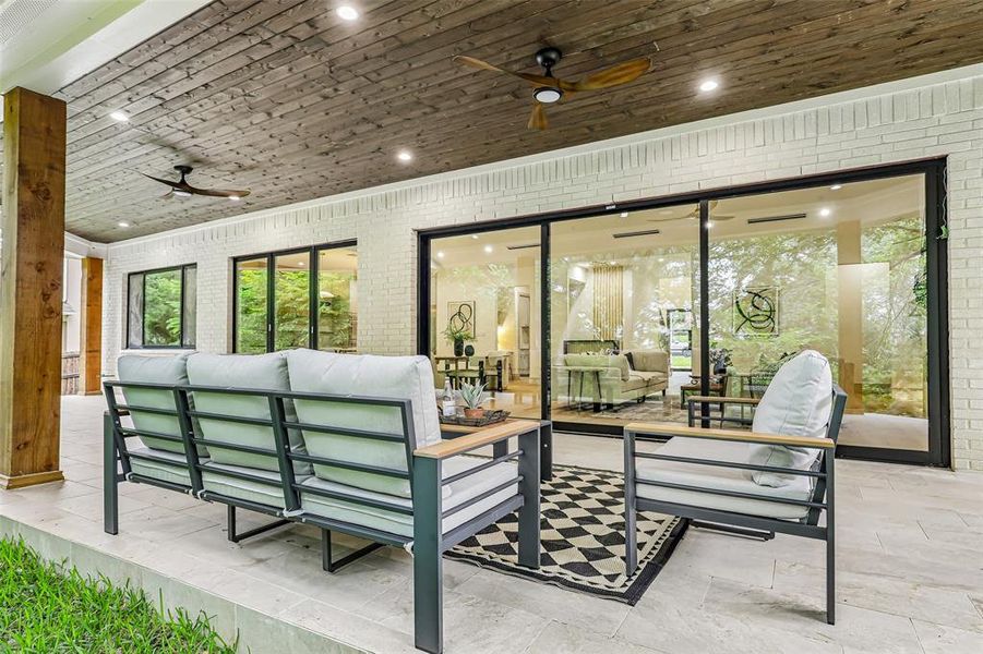 Exterior details and patio area of a home in , Trophy Club (Image 3).