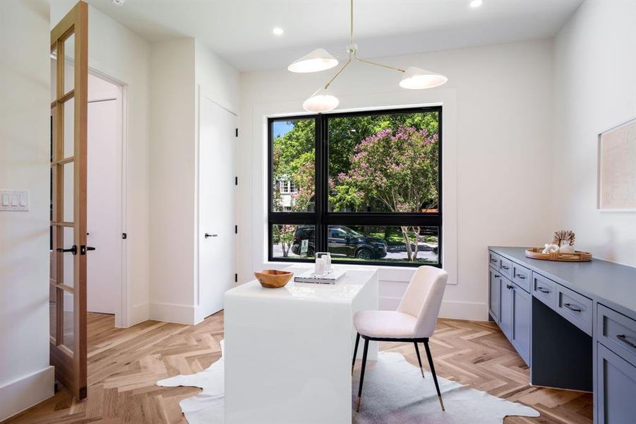 Furnished interior view inside a new home in , Dallas (Image 26).