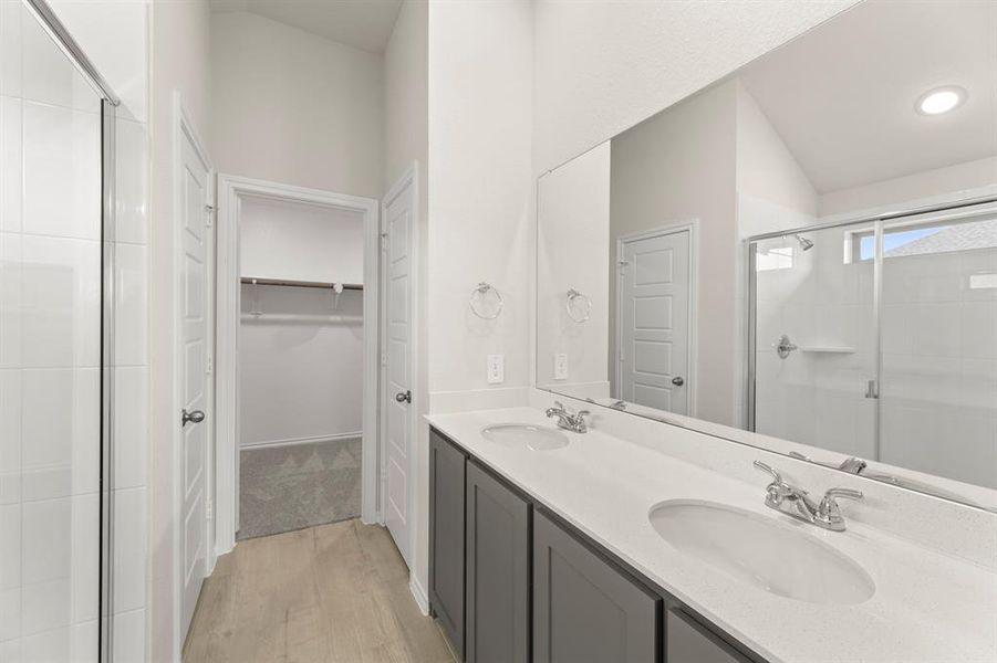 19. 1633 Elle - Bath 19. 1633 Elle - Bath