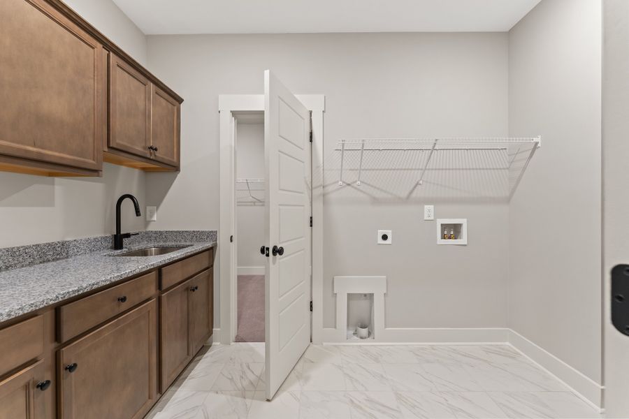 Representative furnished interior of a home built from the Claire by Hunter Quinn Homes in Greenpond Acres, Woodruff (Image 7).