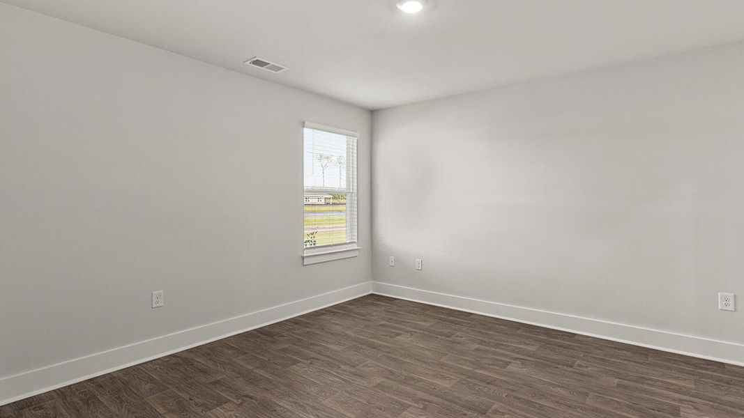 Spacious, unfurnished interior of a new home in Cedar Hill Landing, Navassa (Image 20).