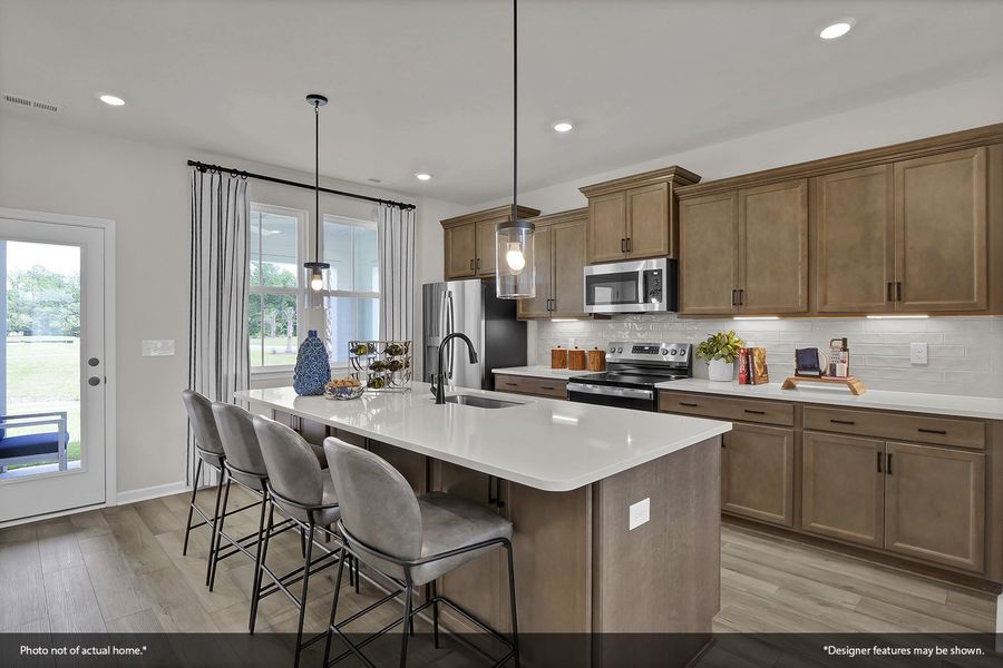 Furnished interior view inside a new home in Bally Castle, Murrells Inlet (Image 14).