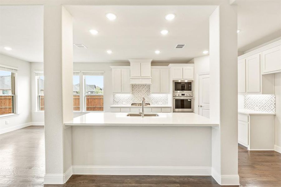Furnished interior view inside a new home in Triple Diamond Ranch, Mansfield (Image 6).