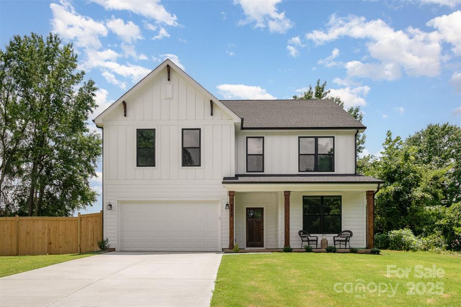 Front exterior of a new home in , Sherrills Ford, NC, highlighting curb appeal (Image 25). Front exterior of a new home in , Sherrills Ford, NC, highlighting curb appeal (Image 25).