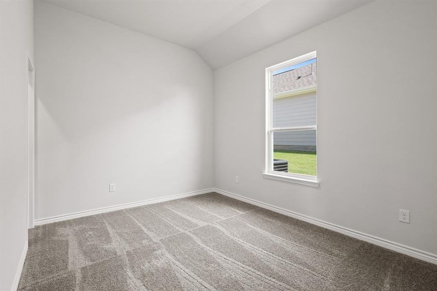 Spacious, unfurnished interior of a new home in Rocky Creek Crossing, Fort Worth (Image 10). Spacious, unfurnished interior of a new home in Rocky Creek Crossing, Fort Worth (Image 10).
